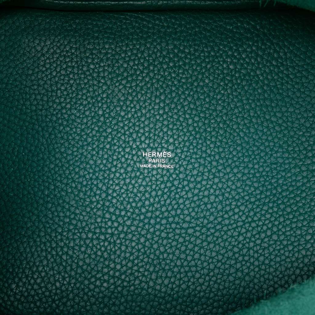 Hermès Clemence Picotin Lock 22 Green Leather Very good condition - Model View