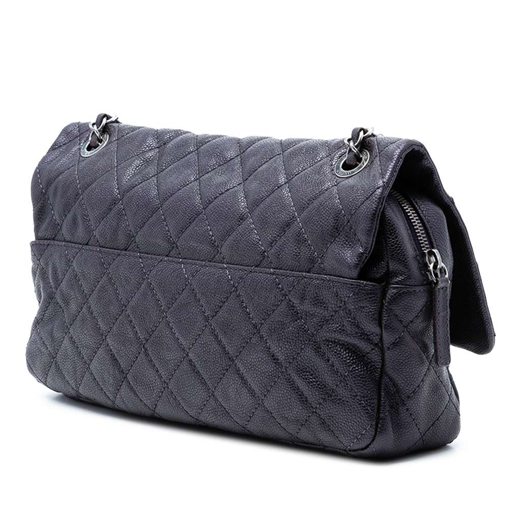 Chanel Jumbo Quilted Iridescent Caviar Easy Flap Grey Leather Very good condition - Back View