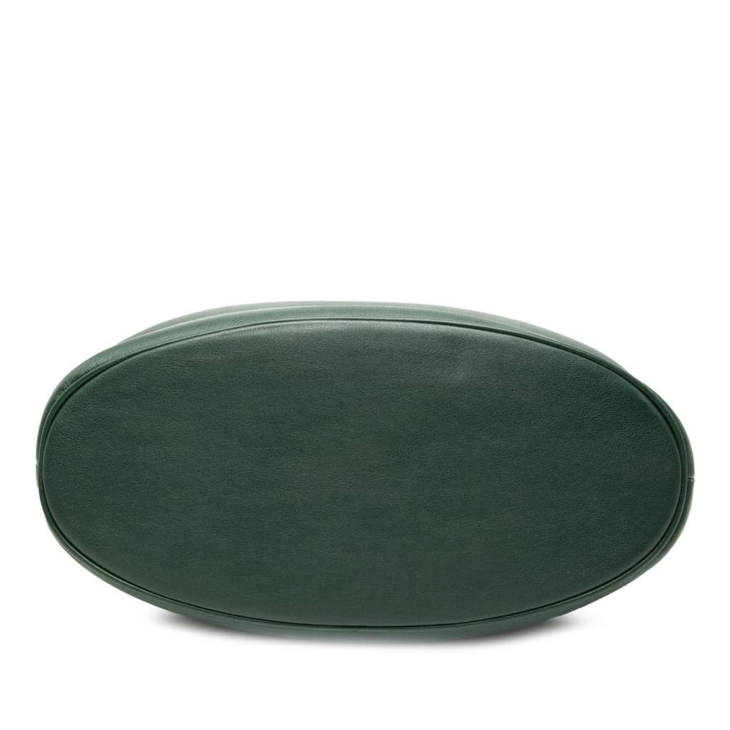 Gucci Medium Calfskin Bamboo Diana Convertible Bucket Bag Green Leather Very good condition - Inside View