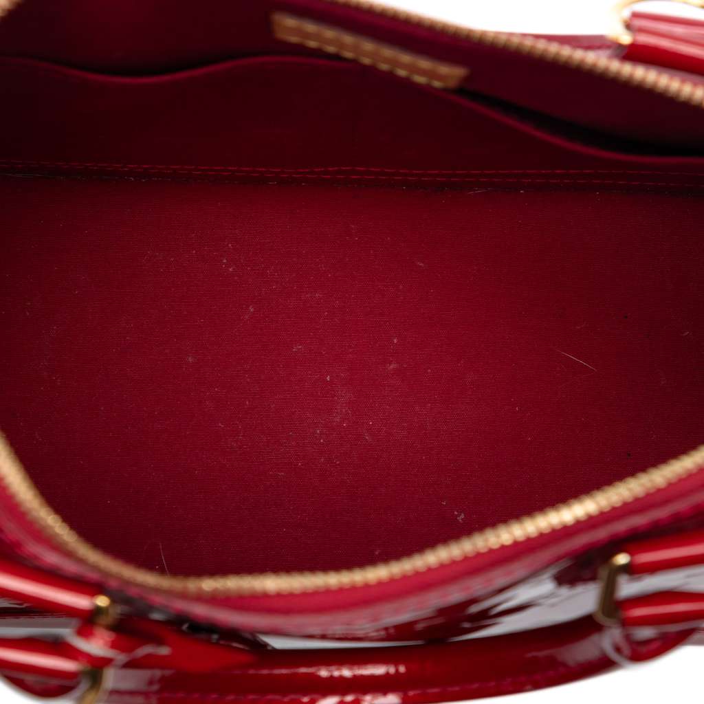Louis Vuitton Monogram Vernis Alma PM Red Leather Very good condition - Model View