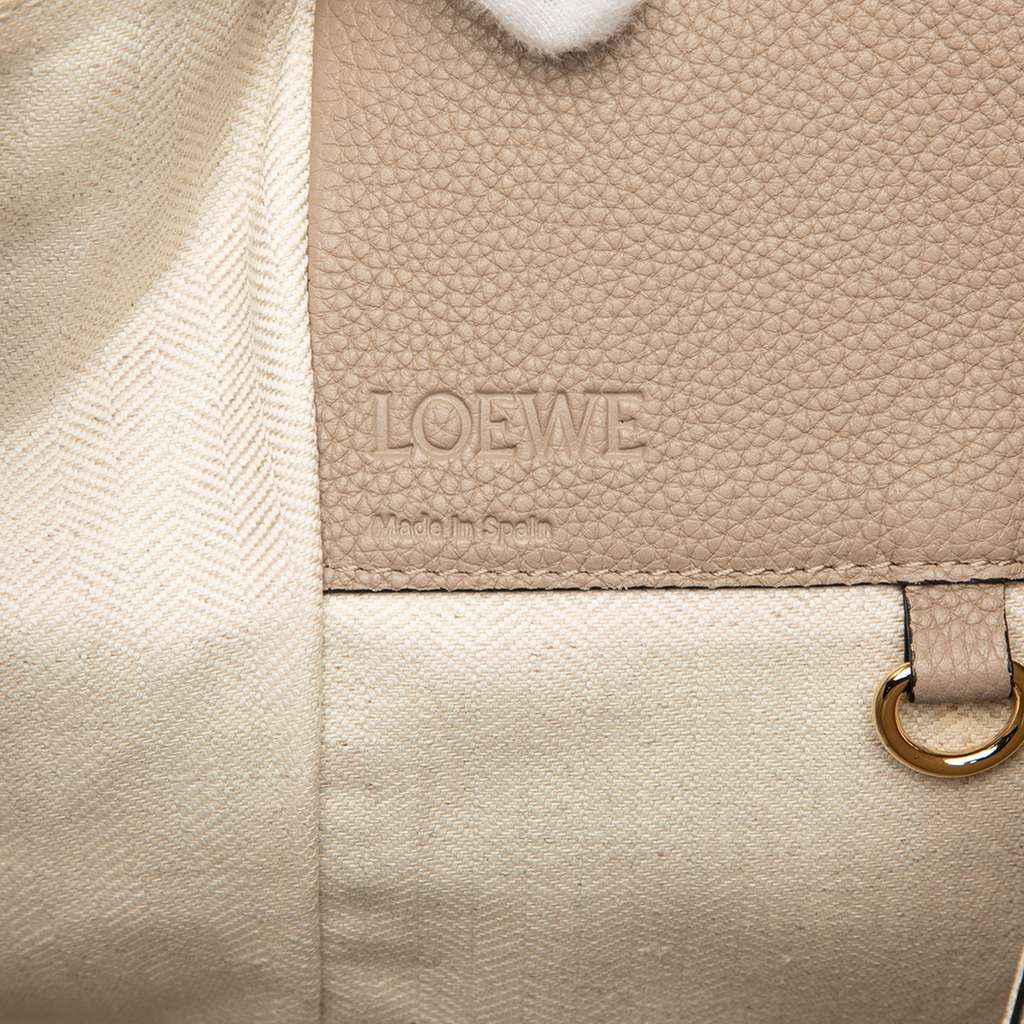 Loewe Medium Grained Calfskin Hammock Satchel Beige Leather Very good condition - Box View