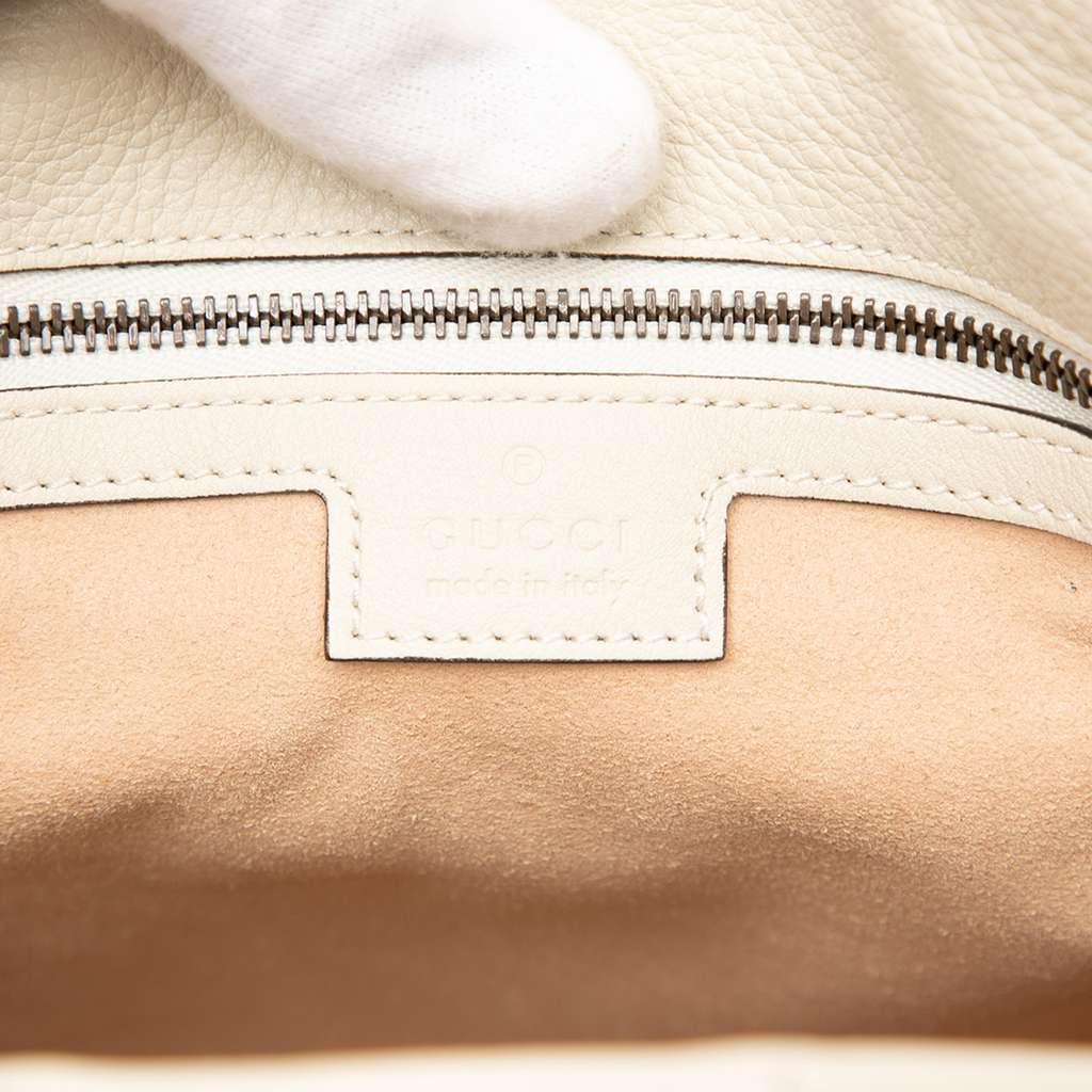 Gucci Medium Leather Bamboo Diana Satchel White Leather Very good condition - Box View