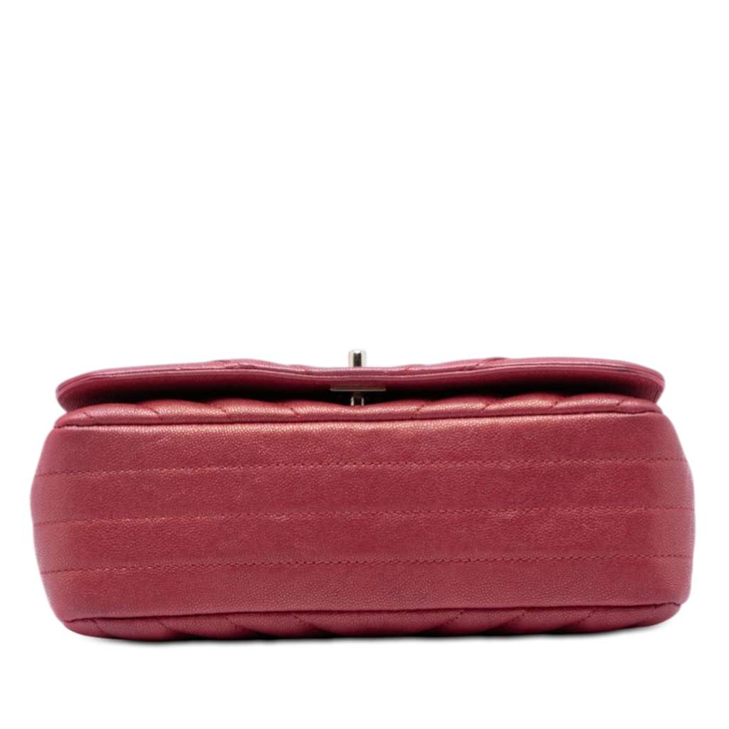 Chanel Small Chevron Caviar Statement Flap Red Leather Very good condition - Inside View