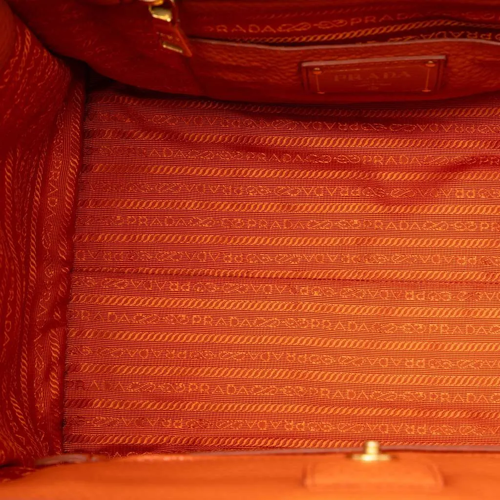 Prada Vitello Phenix Shopping Tote Orange Leather Very good - Model View