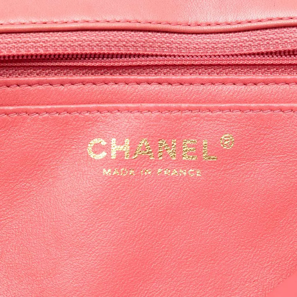 Chanel Medium Classic Lambskin Valentines Heart Charms Single Flap Pink Leather Very good - Box View