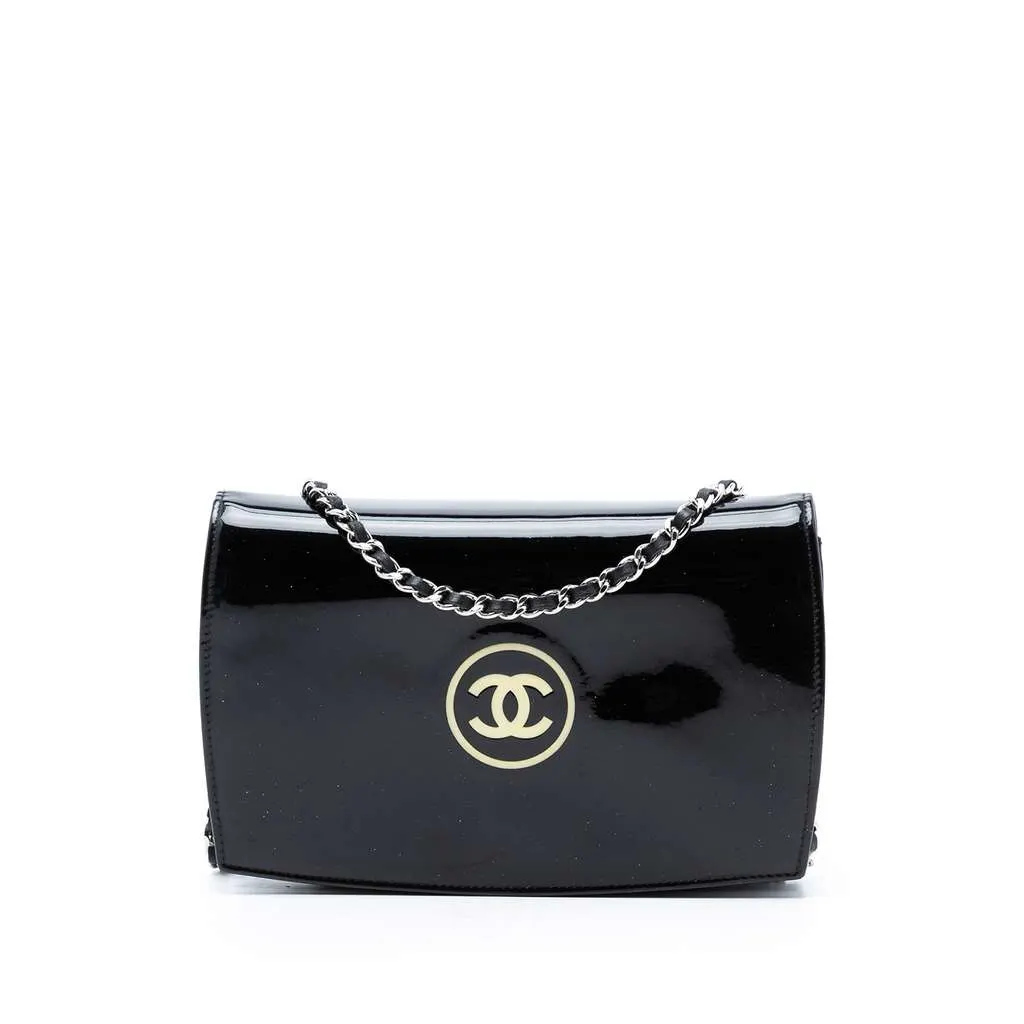 Chanel CC Patent Wallet On Chain Black Leather Very good - Front View