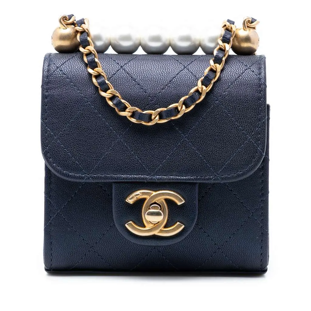 Chanel Mini Quilted Goatskin Vertical Chic Pearls Flap Clutch With Chain Blue Leather Very good - Front View