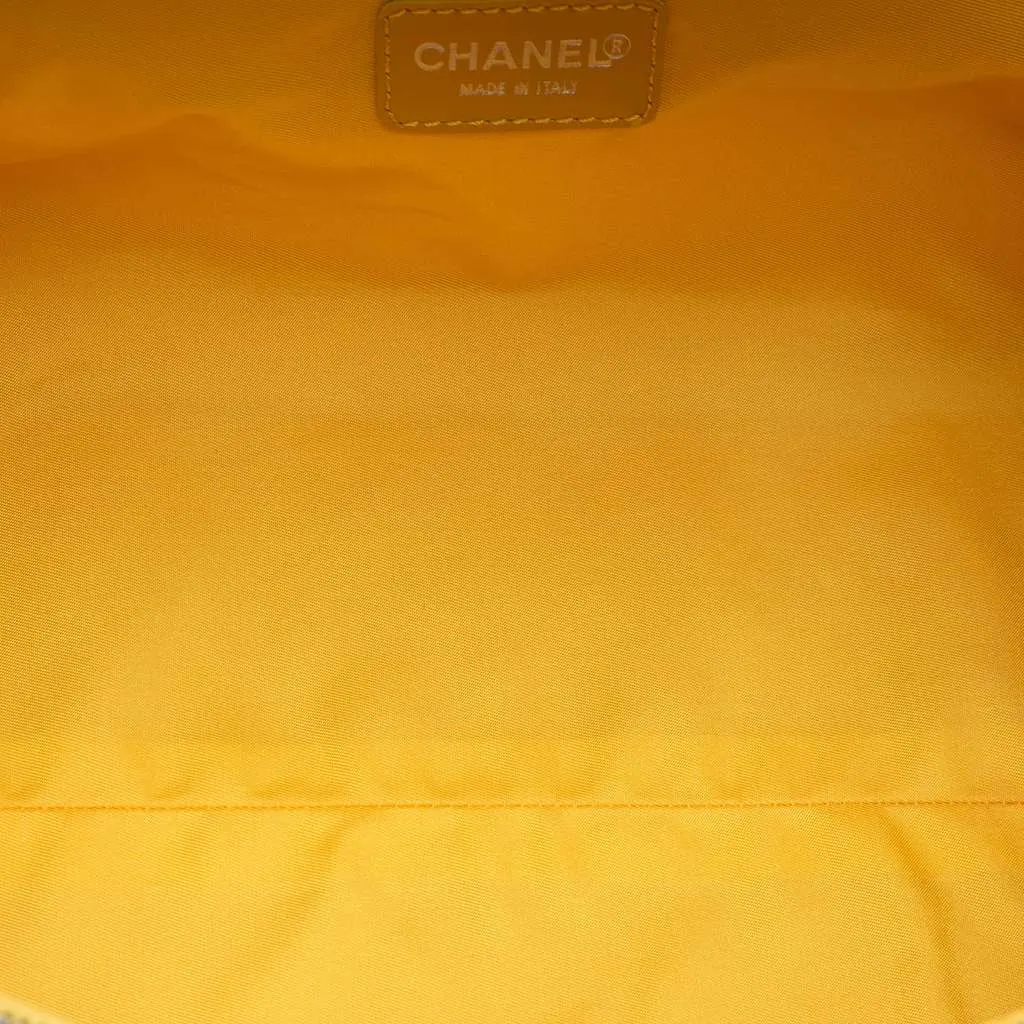 Chanel New Travel Line Nylon Vanity Bag Yellow Very good - Model View