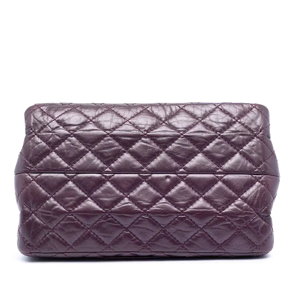Chanel Quilted Aged Calfskin Reissue 2.55 Double Flap 225 Purple Leather Very good - Inside View