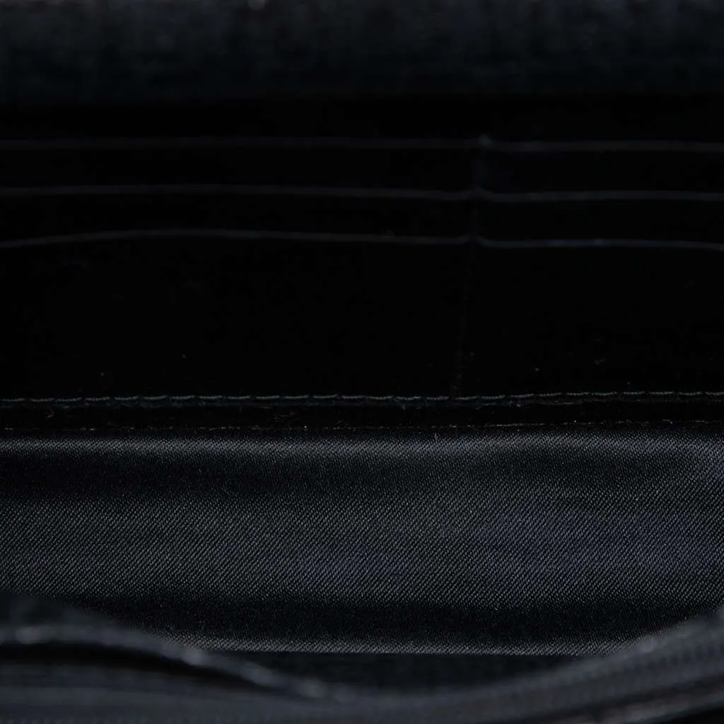 Chanel CC Quilted Crinkled Patent Wallet On Chain Black Leather Very good - Model View
