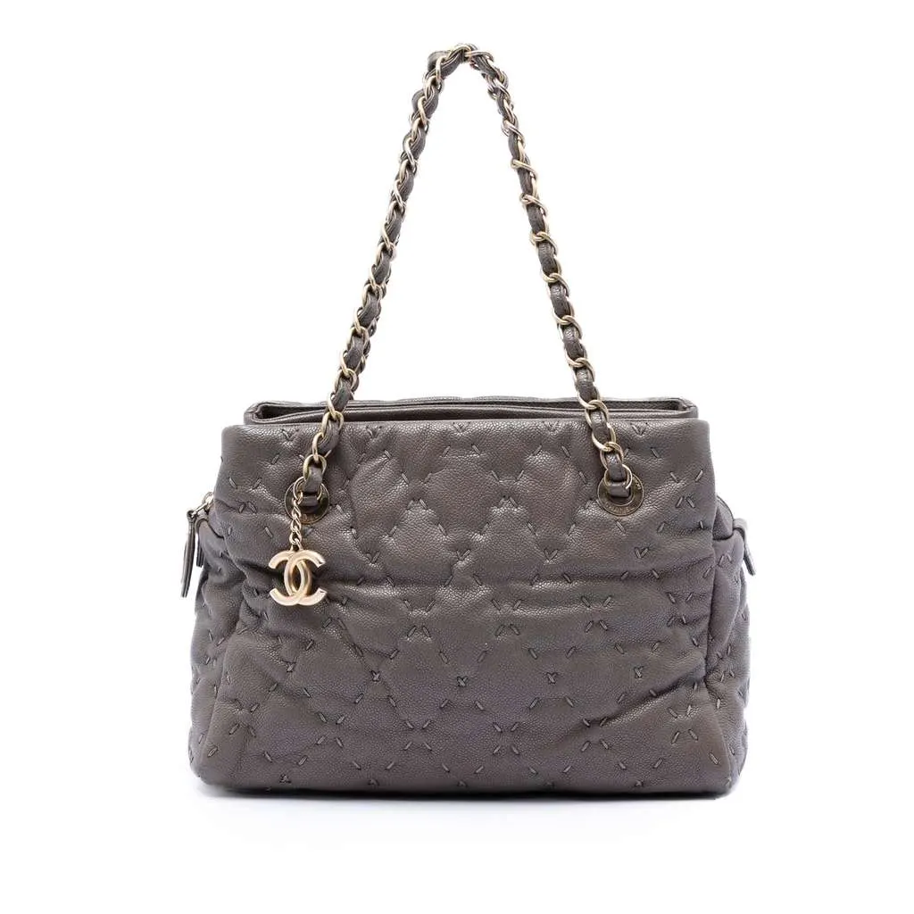 Chanel CC Caviar Wild Stitch Tote Brown Leather Very good - Front View