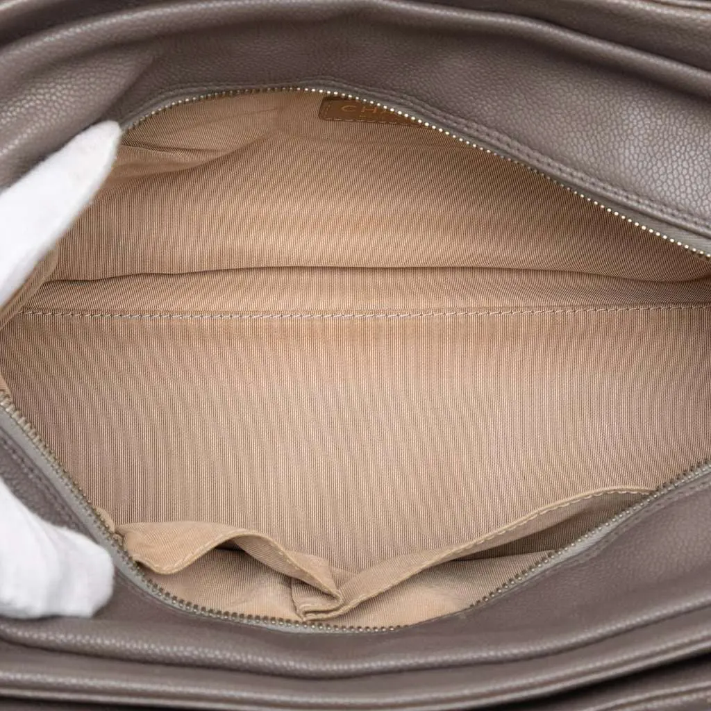 Chanel CC Caviar Wild Stitch Tote Brown Leather Very good - Model View