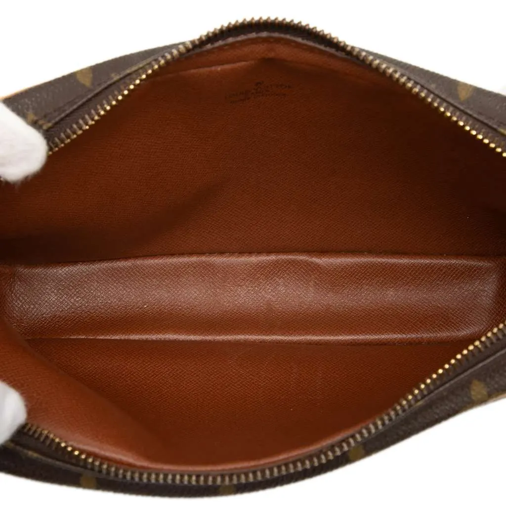 Louis Vuitton Monogram Pochette Marly Bandouliere Brown Good - Model View