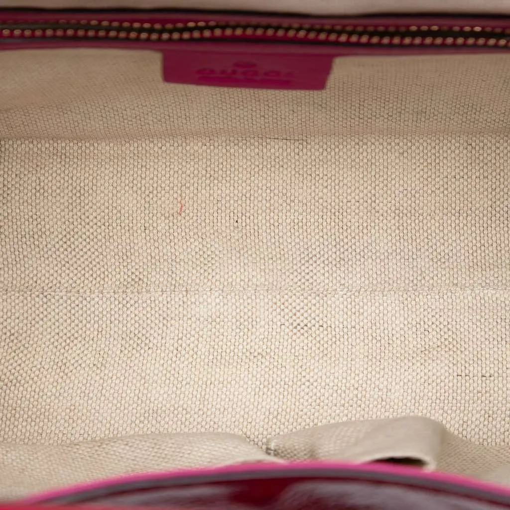 Gucci Small Patent Soho Satchel Pink Leather Very good - Model View