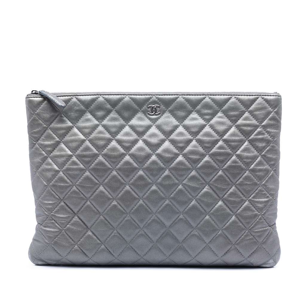 Chanel حقيبة يد كبيرة من جلد الخروف المعدني المبطن