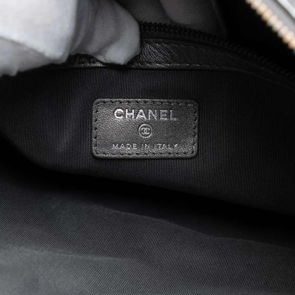 Chanel Large Quilted Metallic Lambskin O Case Clutch Silver Leather Very good - Box View