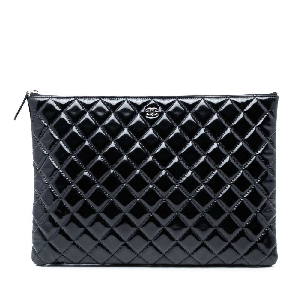 Chanel حقيبة يد كبيرة مبطنة بغطاء لامع