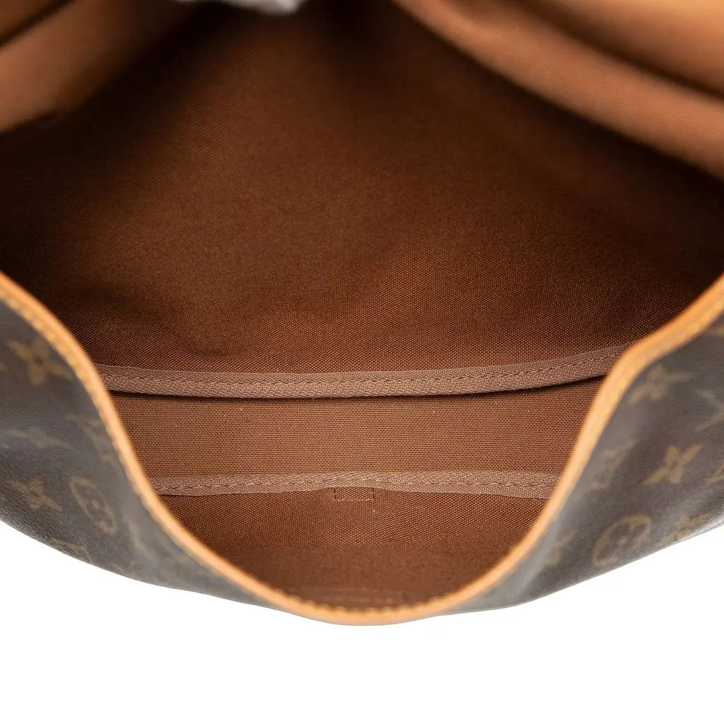 Louis Vuitton Monogram Saumur 30 Brown Very good - Model View