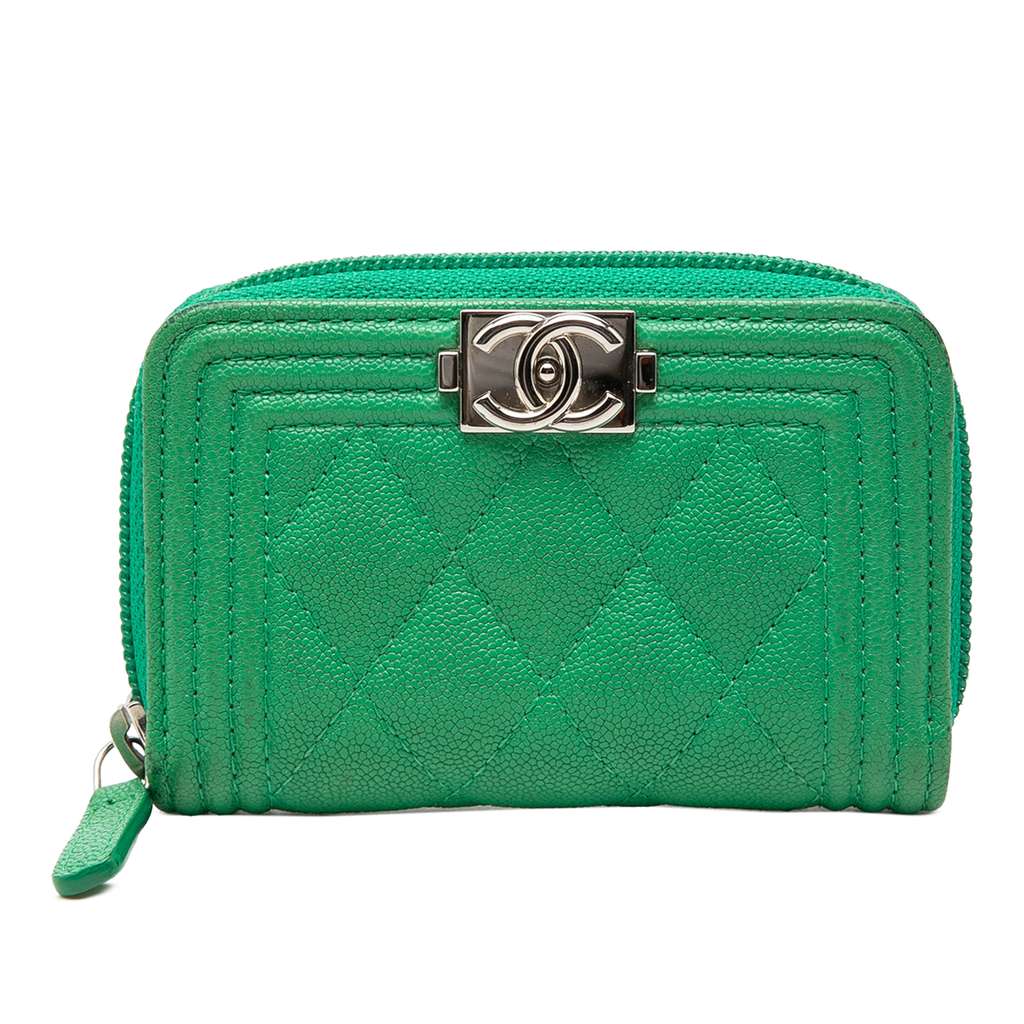 Chanel محفظة نقود مبطنة بتصميم كافيار بوي