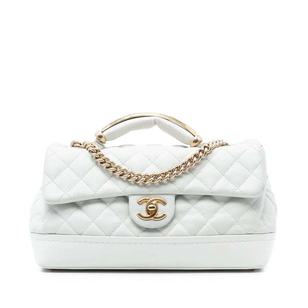 Chanel Medium Caviar Globe Trotter Flap White Leather Very good - Front View