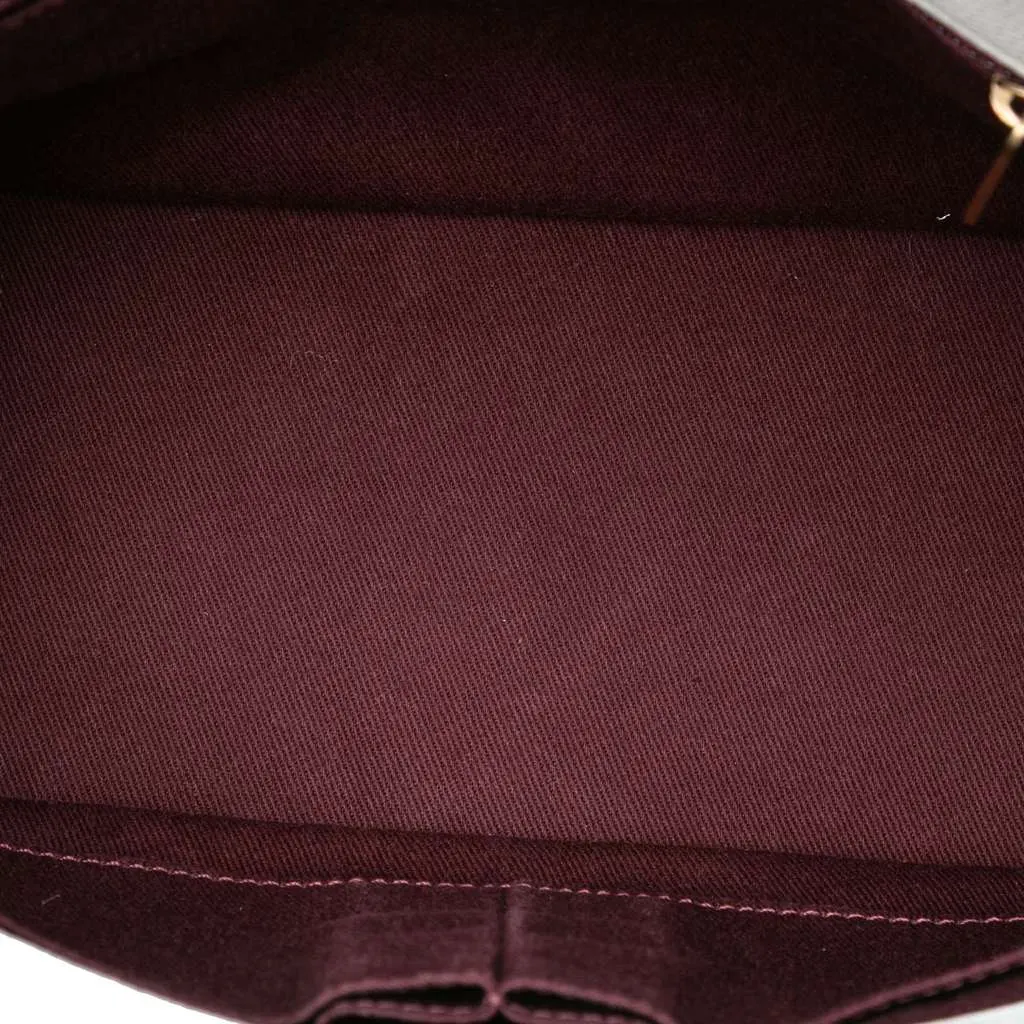 Chanel Medium Caviar Globe Trotter Flap White Leather Very good - Model View