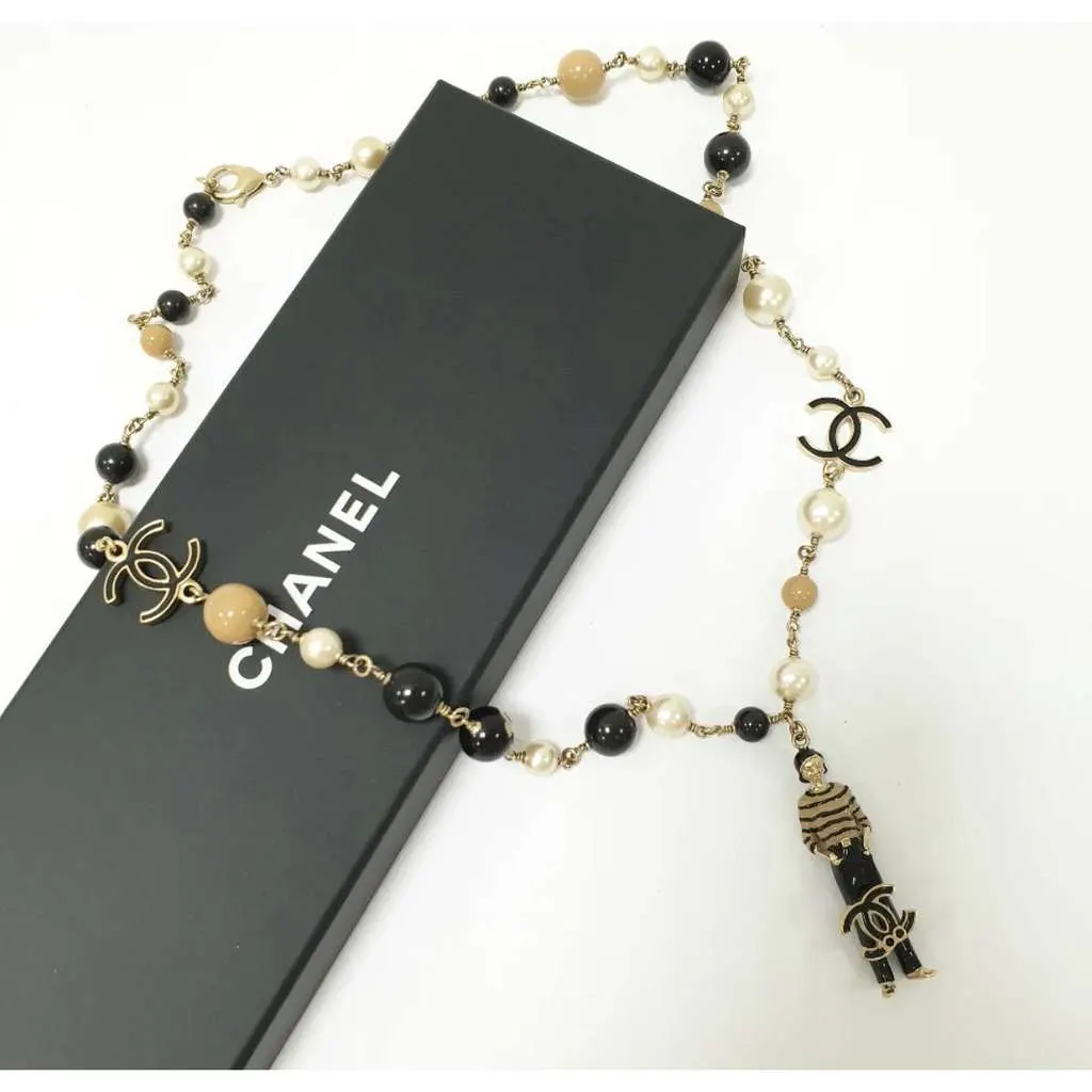 Chanel 2010 CC Necklace Gold Lace Very good - Inside View