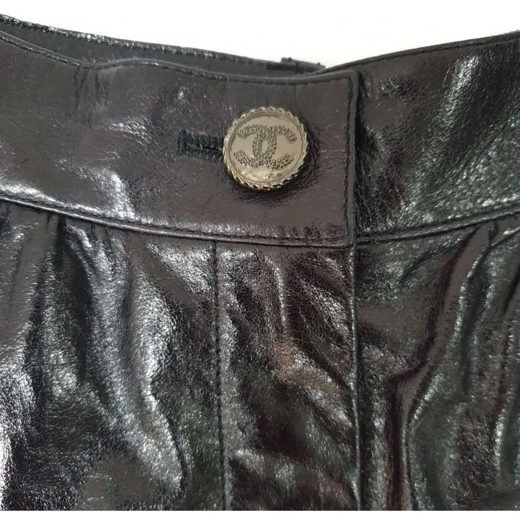Chanel Camellia CC logo Shorts Black Leather Very good - Inside View