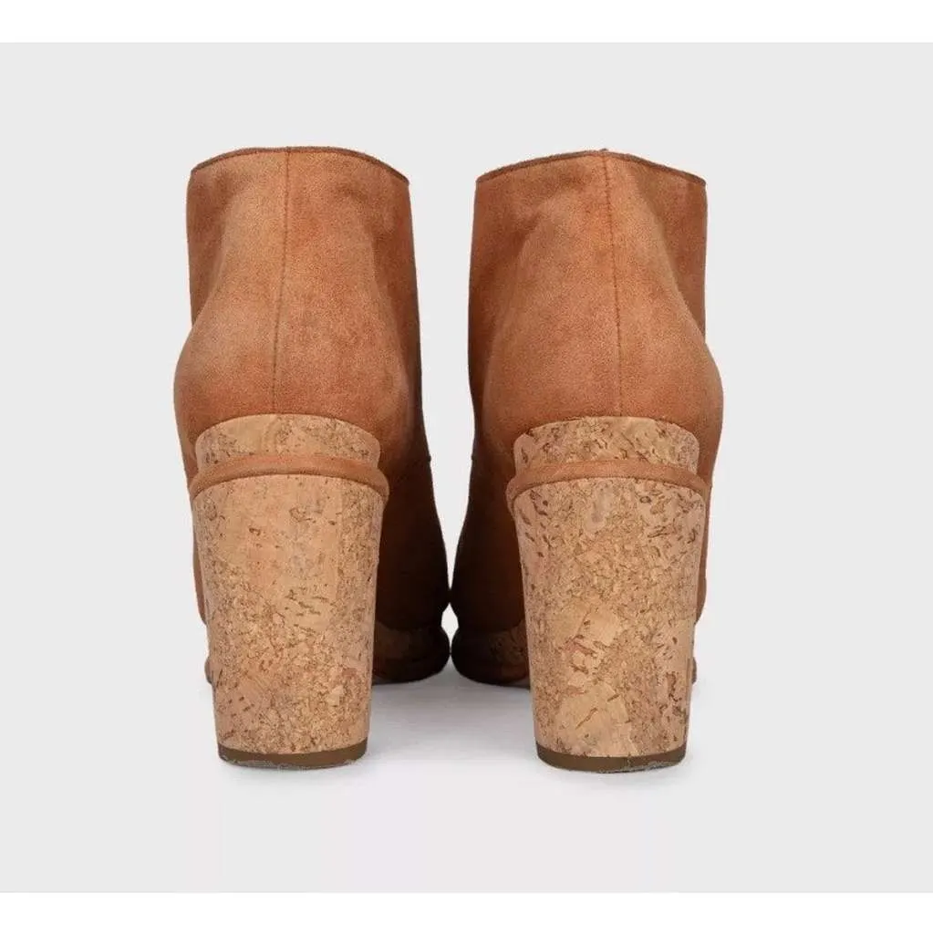 Chanel Lace Up Ankle Boots Brown Suede Very good - Model View