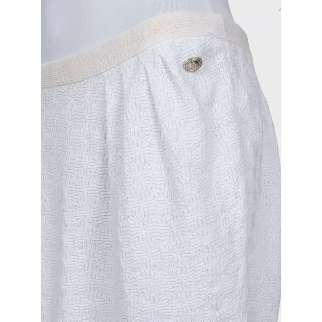 Chanel Slim Skirt White Cotton Very good - Model View