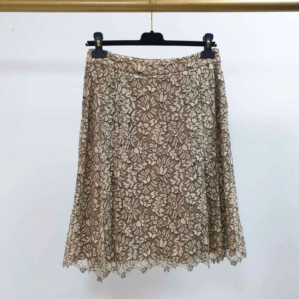Chanel Floral Lace Skirt Beige Lace Very good - Model View