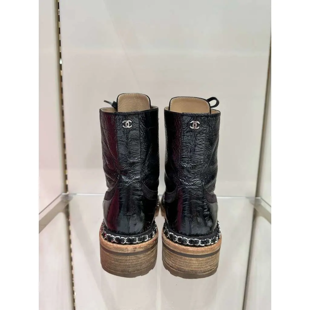 Chanel 2015 Ankle Combat Boots Brown Leather Very good - Model View