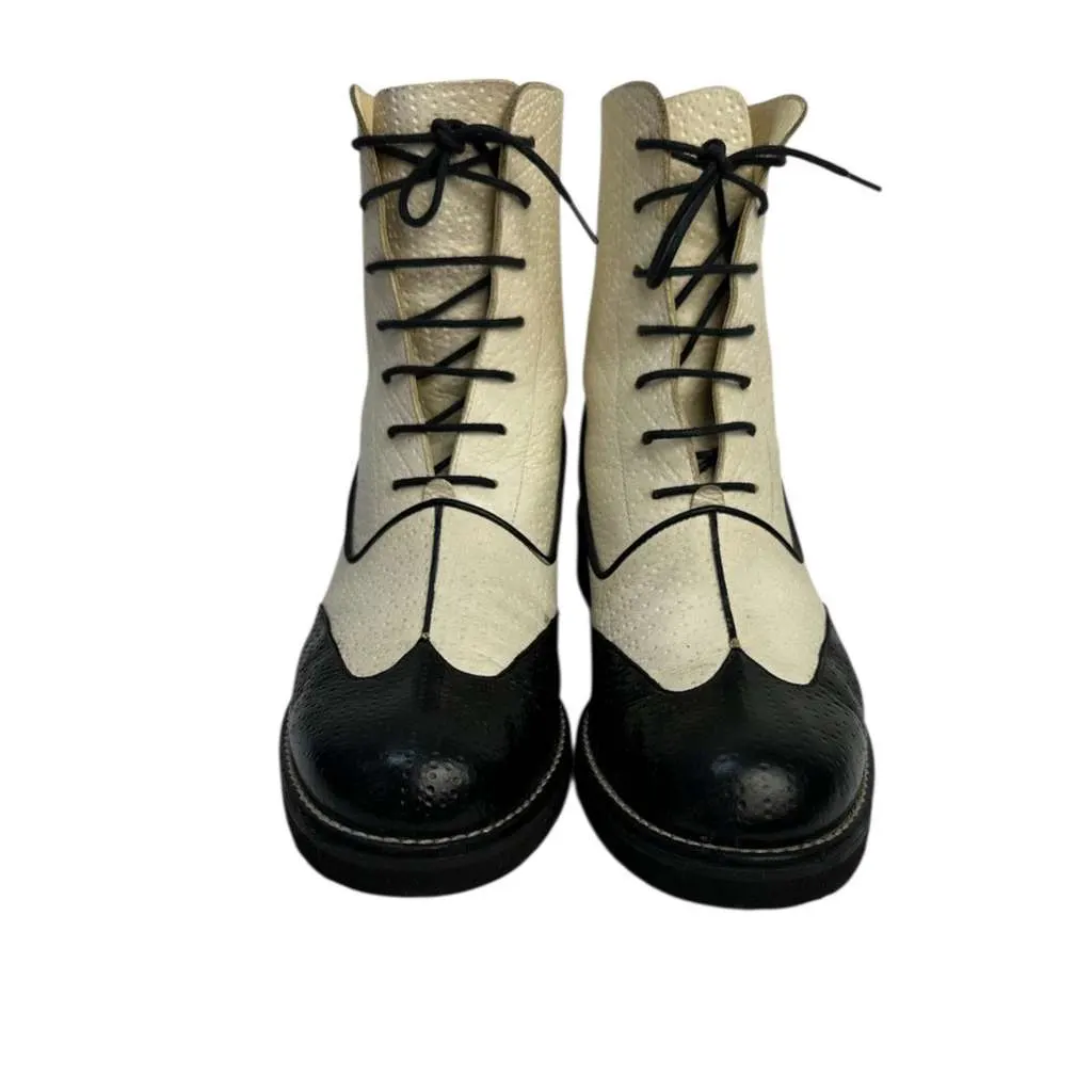 Chanel Combat Boots Black Leather Good - Inside View