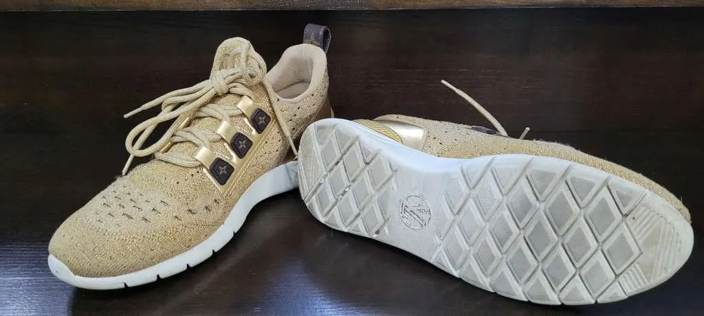 Louis Vuitton Knit Fabric Aftergame Sneakers Gold Leather Very good - Model View