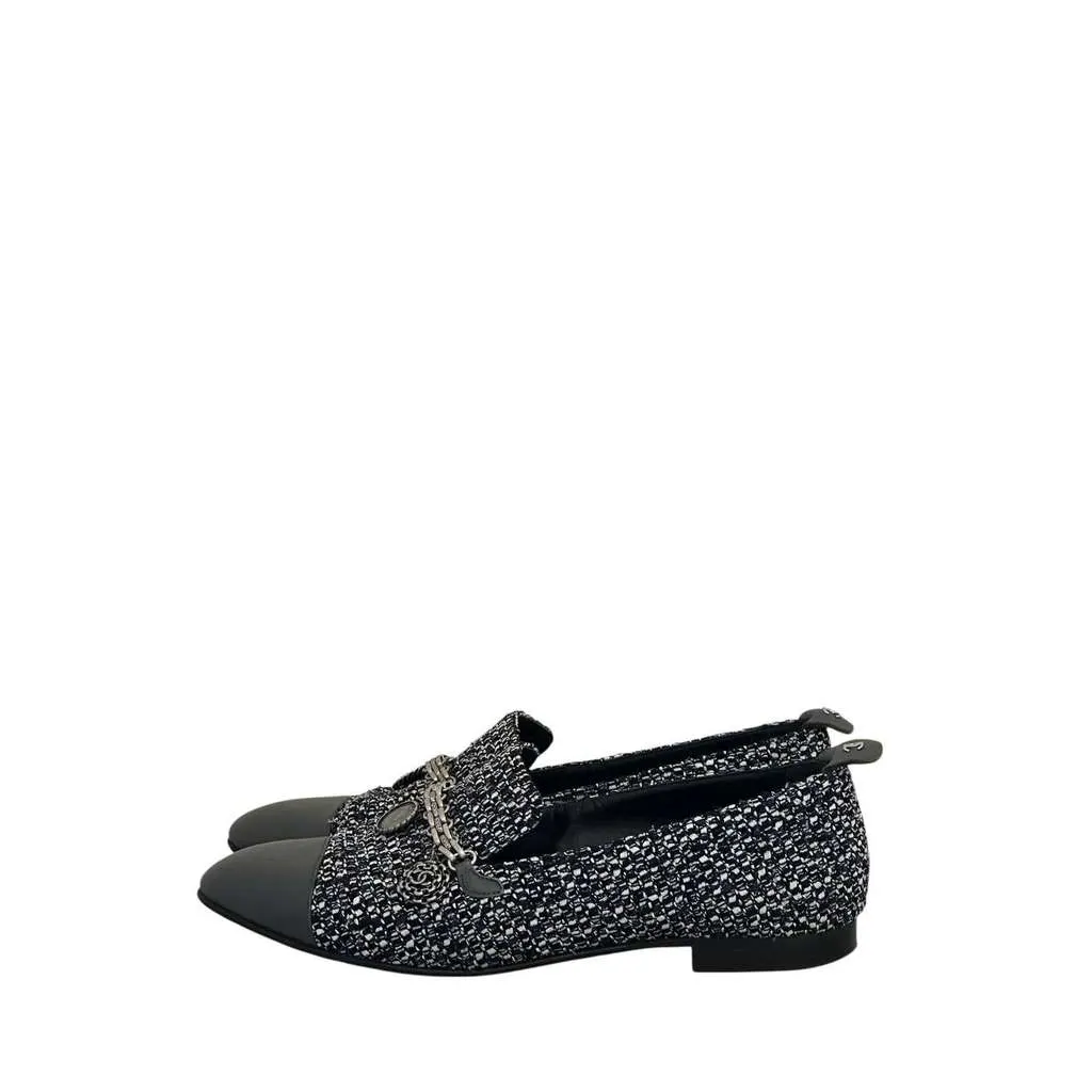 Chanel Chain Cap Toe Loafers Black Tweed Very good - Back View