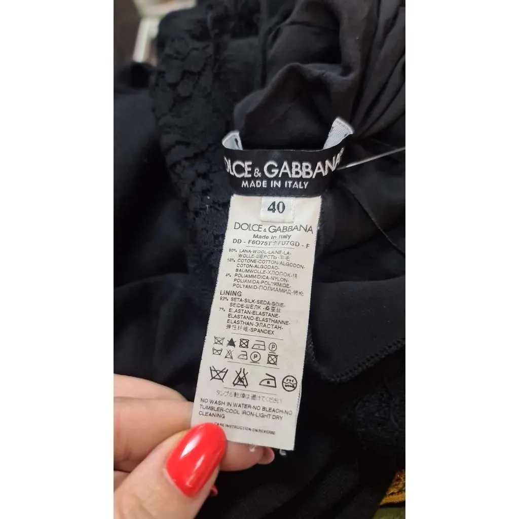 Dolce & Gabbana Fitted Lace Dress Black Lace Very good - Model View