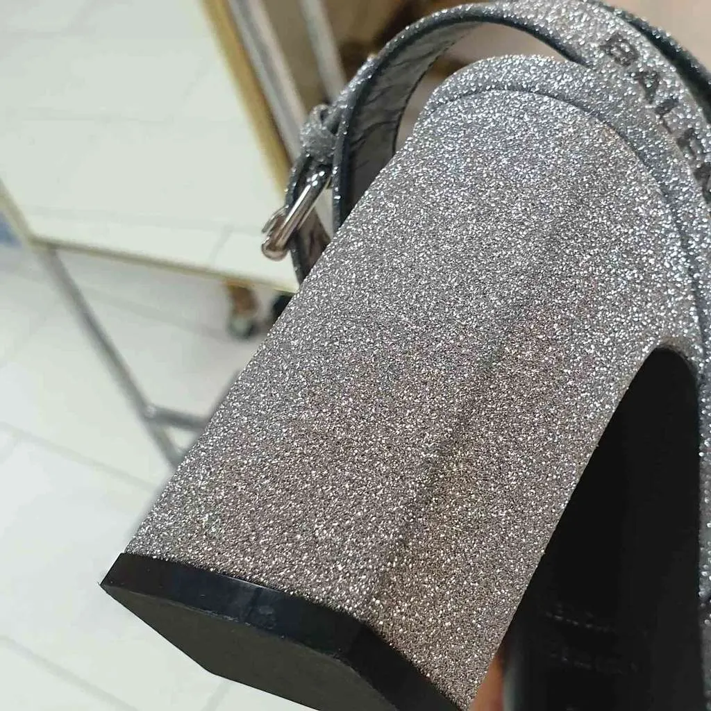 Balenciaga Round Glitter Logo Sandals Black Leather Good - Model View