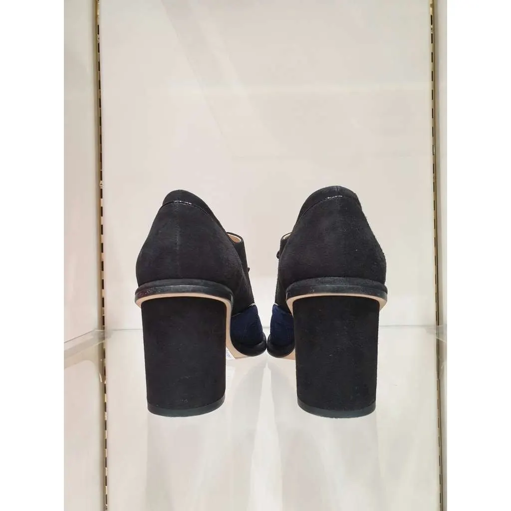 Chanel CC Block Heel Oxford Booties Black Suede Very good - Inside View