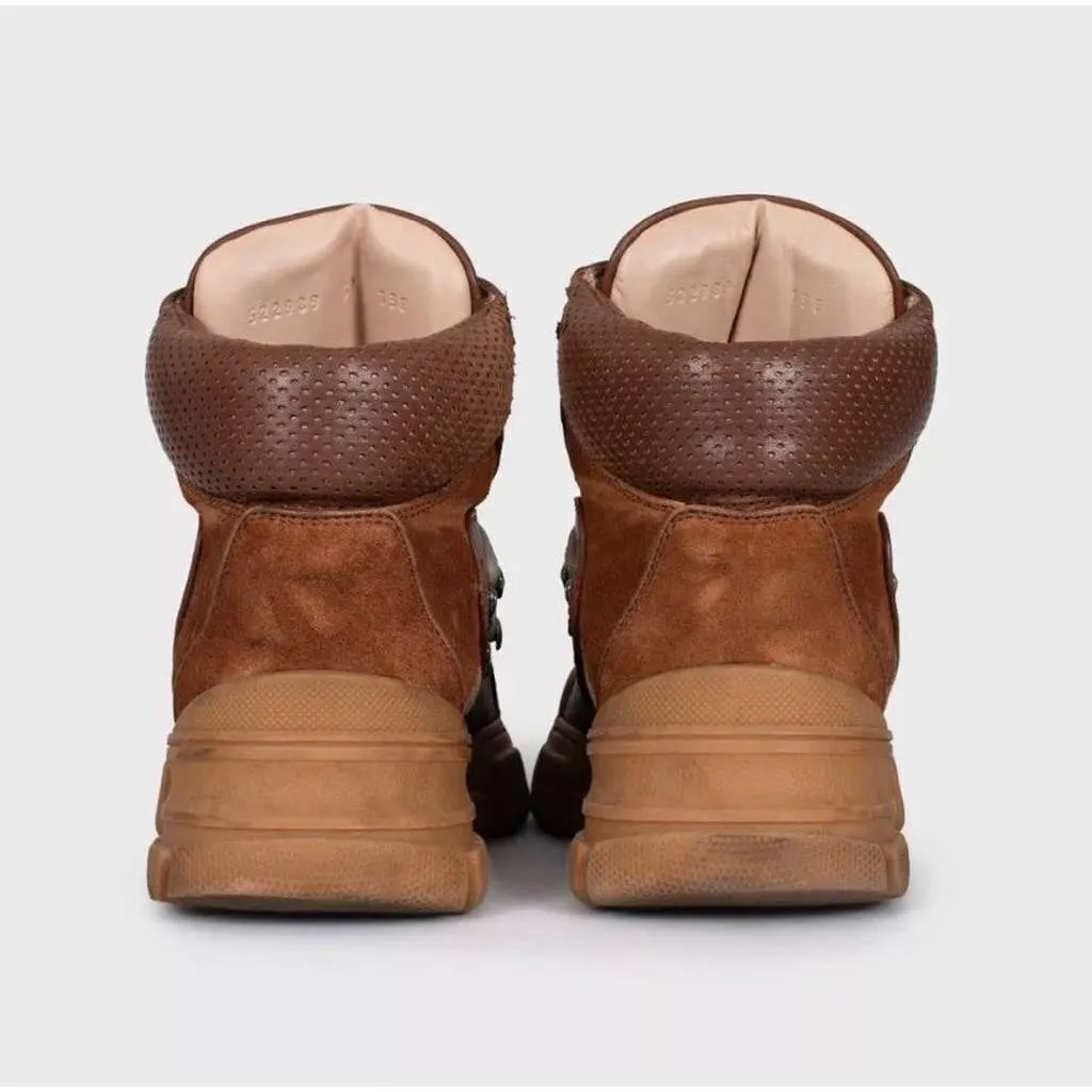 Gucci Lace Up Ankle Boots Brown Leather Very good - Model View