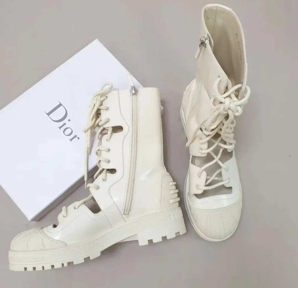 Dior Iron Tall Boots White Very good - Model View