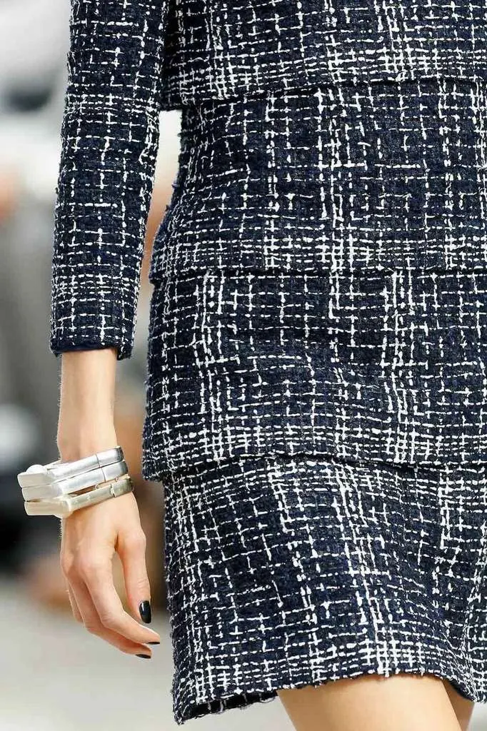 Chanel 7,2K$ Runway Dress Black Tweed Very good - Box View