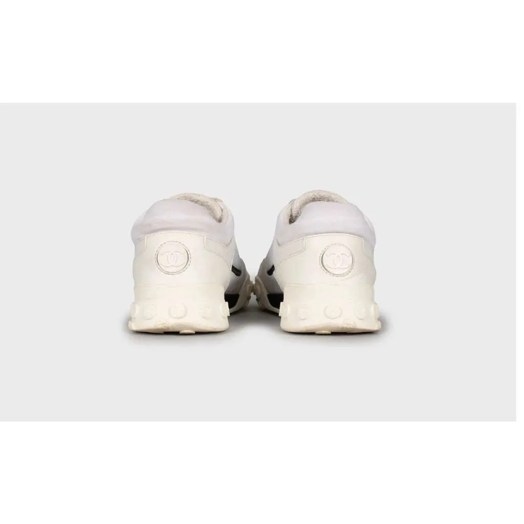 Chanel Sneakers White Very good - Model View