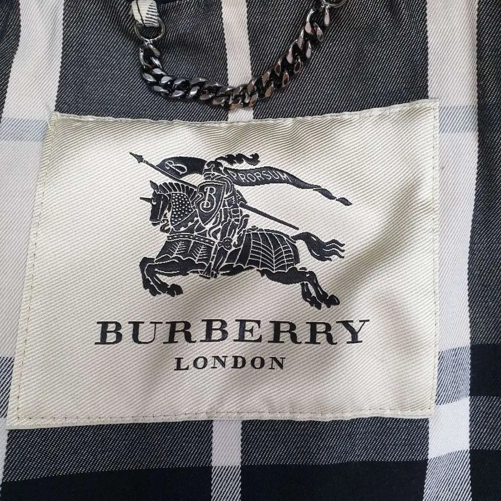 Burberry Double Breasted Trench Coat Black Cotton Very good - Model View