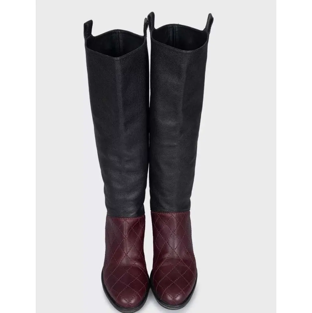 Chanel Two CC logo Boots Black Leather Very good - Back View