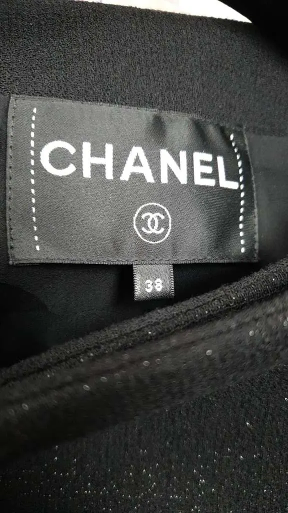 Chanel 19A Jacket Blazer Black Wool Very good - Model View