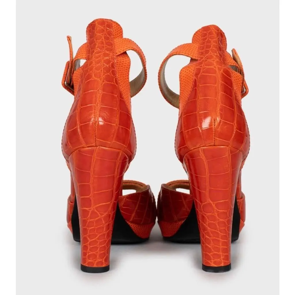 Hermès Embossed High Heels Orange Leather Very good - Model View