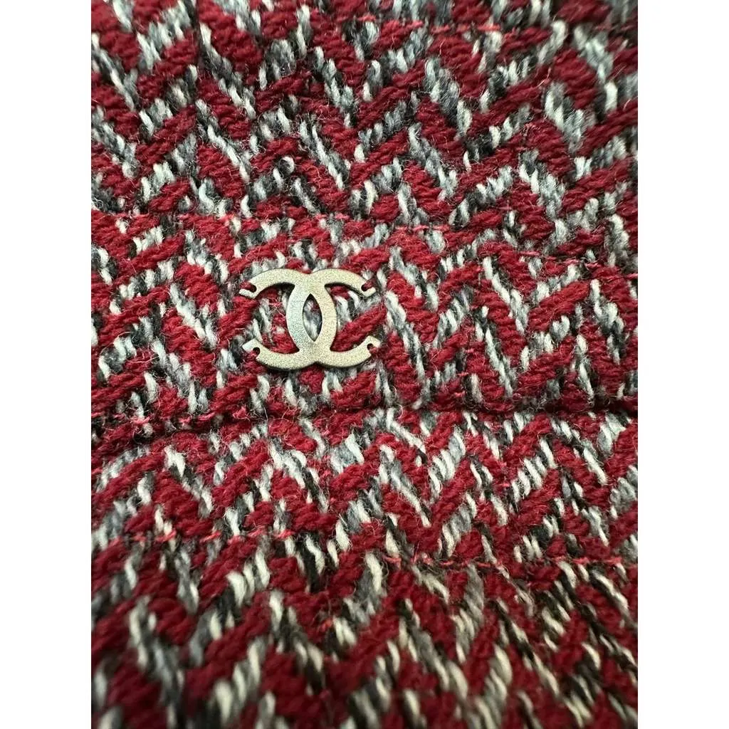 Chanel Wrap Skirt Black Wool Very good - Box View