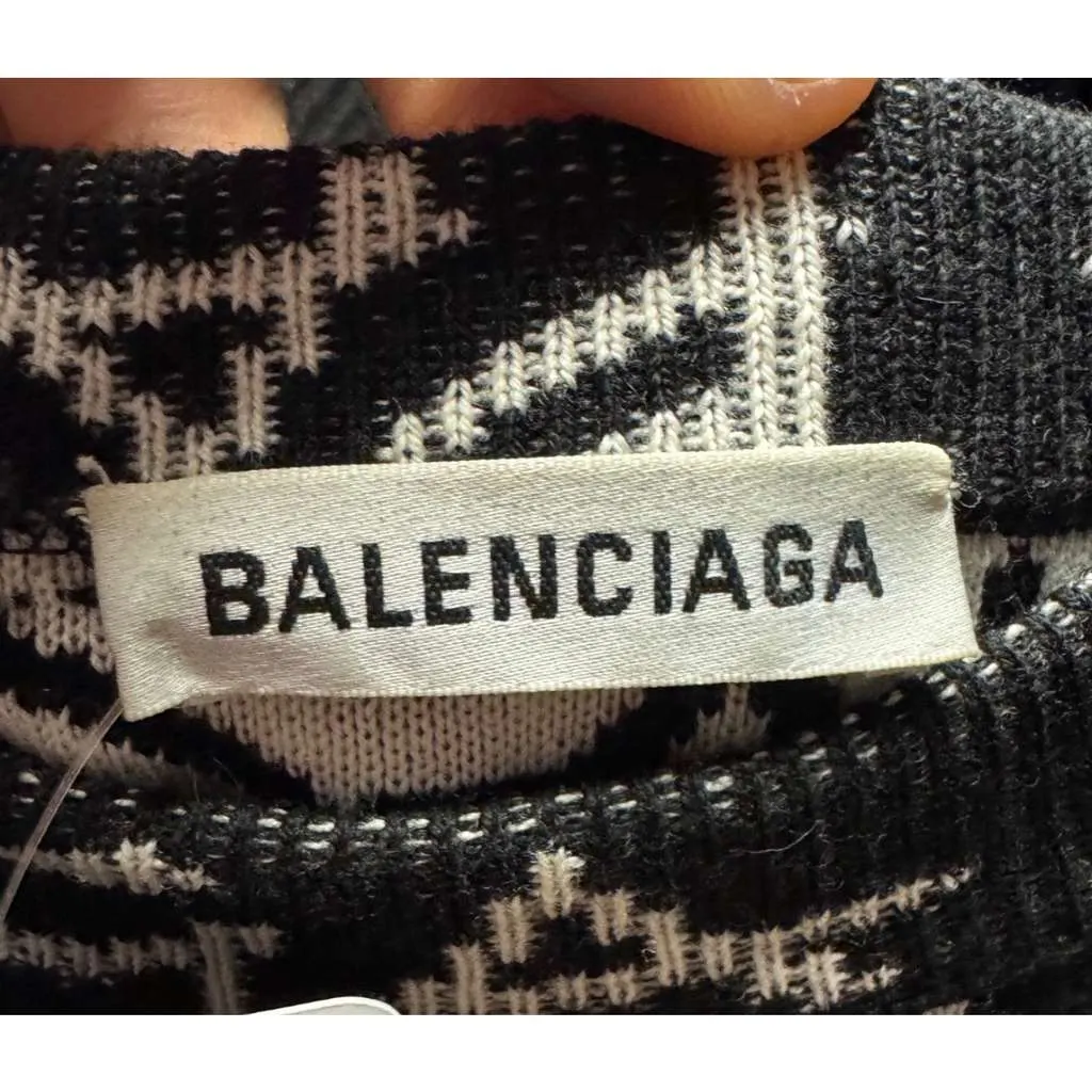 Balenciaga Oversize Logo Print Sweater Black Wool Very good - Box View