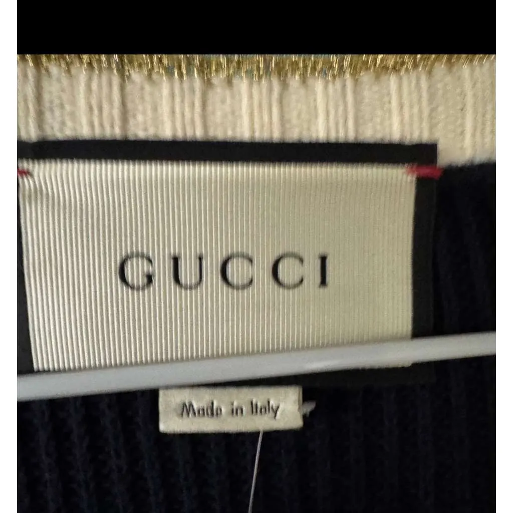 Gucci Straight Embroidered Cardigan Red Cotton Very good - Box View