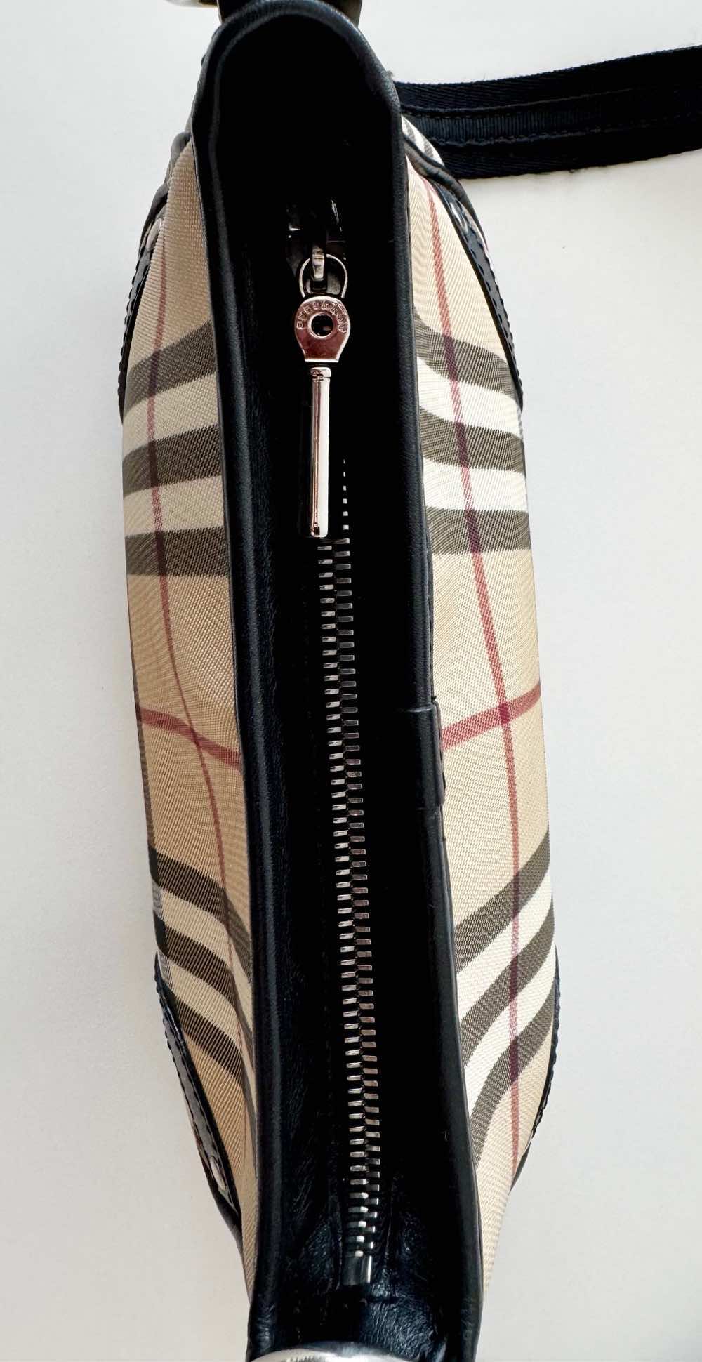 Burberry Baguette Crossbody - Image 11