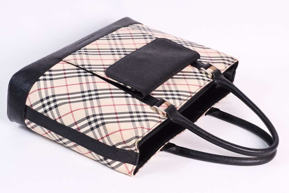 Burberry Product - 5